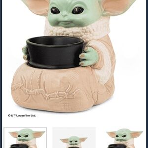 Perfect holiday gift!! Star Wars The Child wax melt